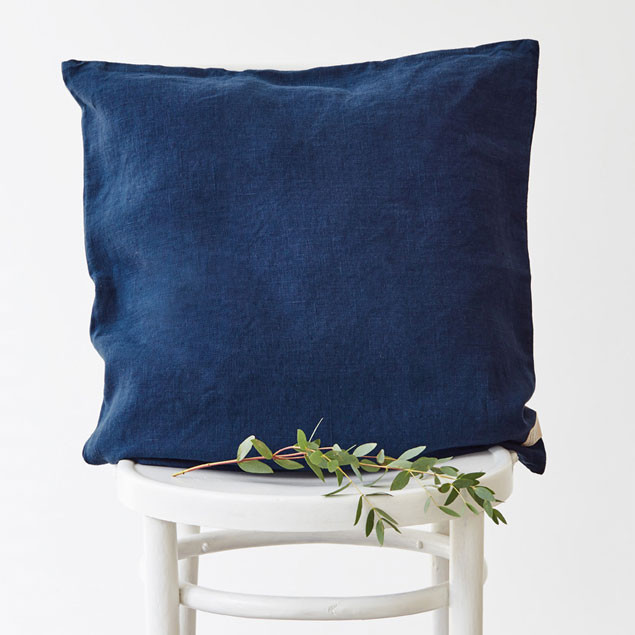 Linen Cushion Navy: Navy Linen Cushion 