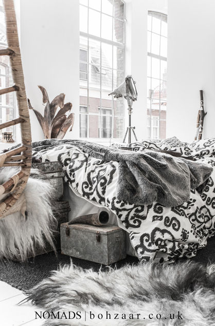 Arctic Wolf Faux Fur Throw - Nomads 