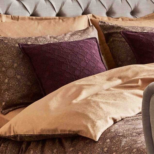 Zantine Pillowcase Old Gold- Oxford